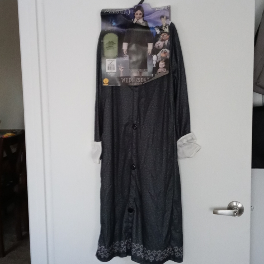 Costume